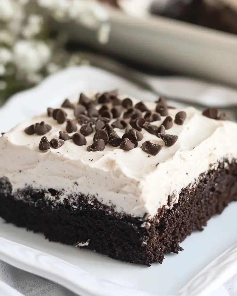 Skinny Cookies n Cream Chocolate Cake