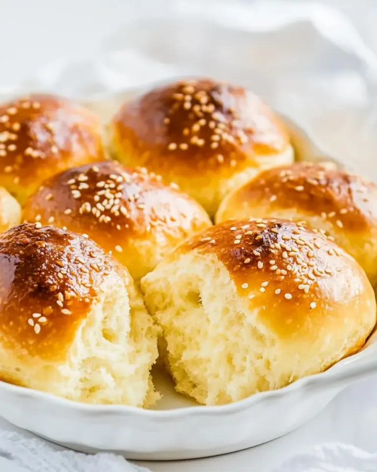Soft Buttermilk Dinner Rolls