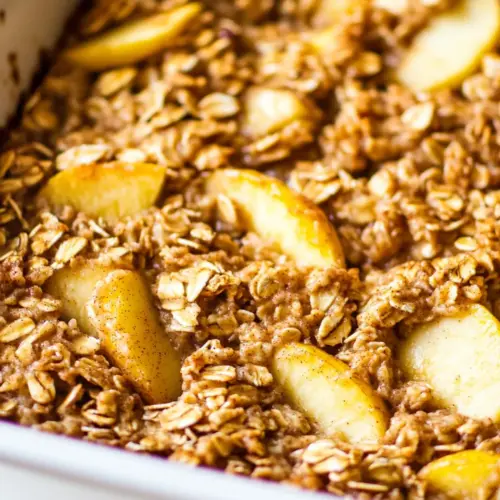 Apple Cinnamon Baked Oatmeal