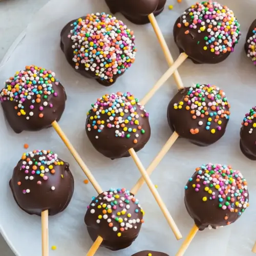 Chocolate Covered Apple Lollipops