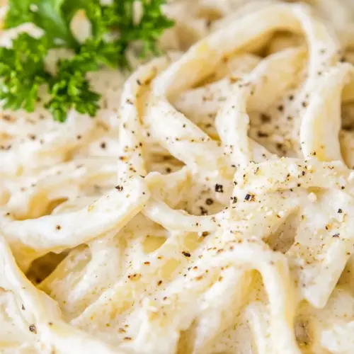 Creamy Garlic Alfredo