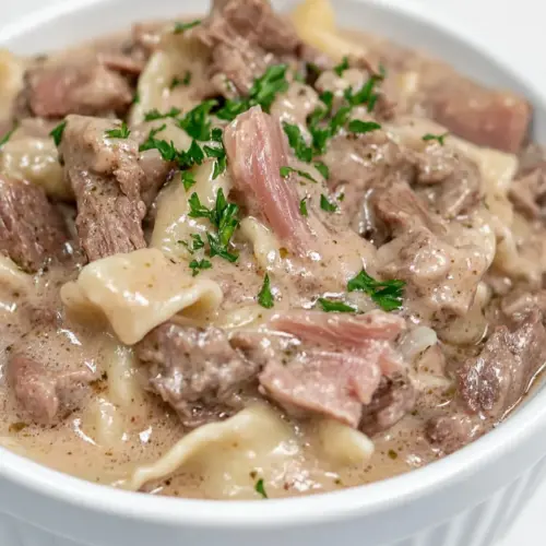 Crock Pot Beef and Noodles