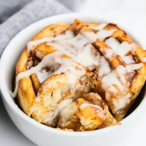 Crock Pot Cinnamon Roll Casserole