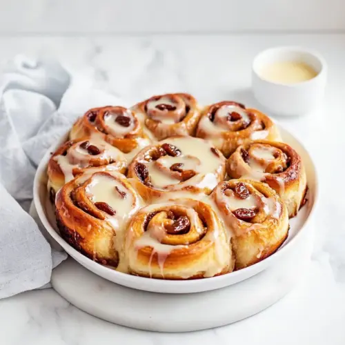 Delicious raisin cinnamon sticky buns