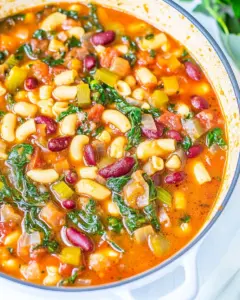 Easy 30 Minute Minestrone Soup