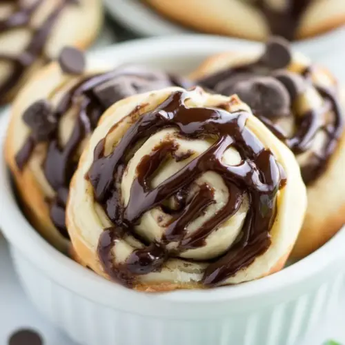 Easy Mint Chip Sweet Rolls