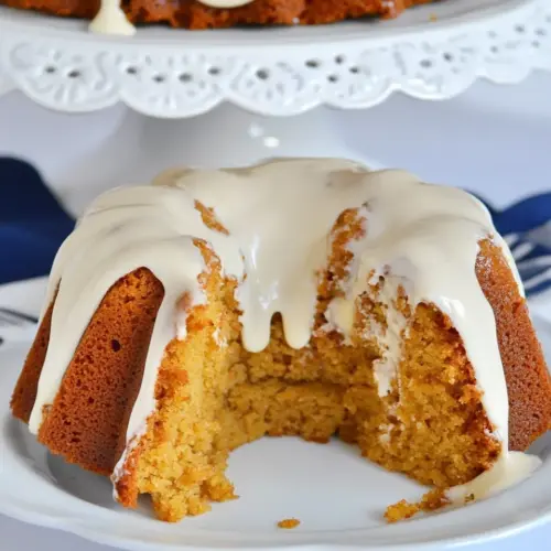 Easy Pumpkin Bundt Cake