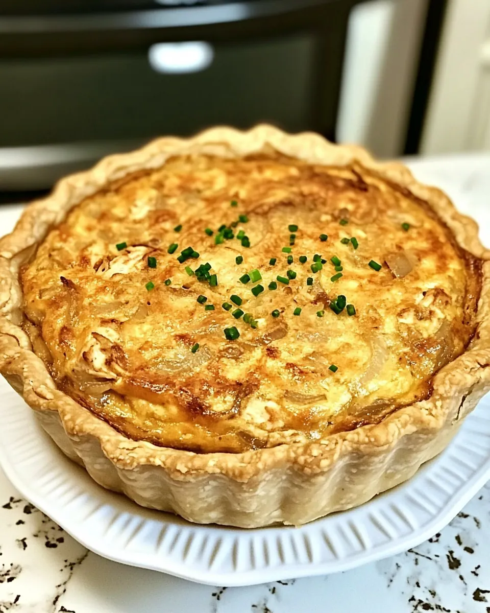 French Onion Chicken Quiche