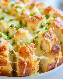 Garlic Cheesy Pull Apart Bread