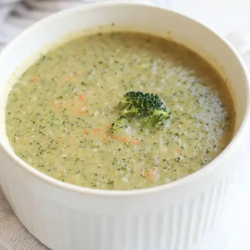 Healthy Broccoli Cheddar Soup