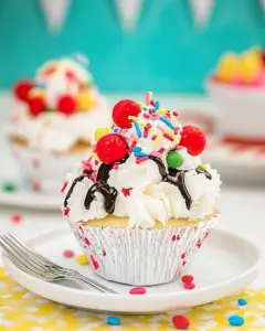 Ice Cream Sundae Cupcakes
