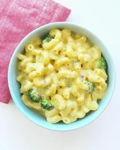 One Pot Broccoli Mac and Cheese
