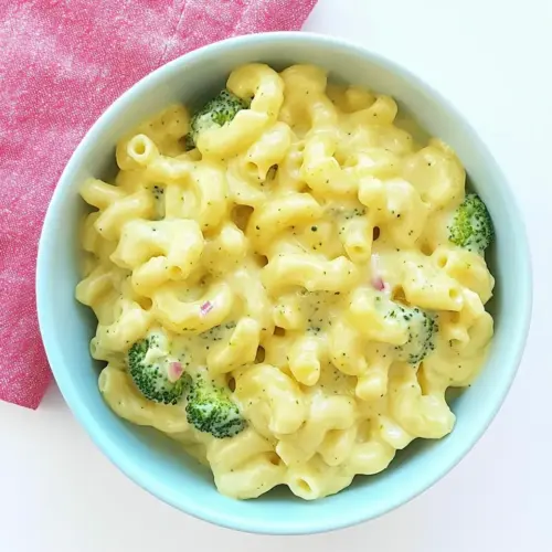 One Pot Broccoli Mac and Cheese
