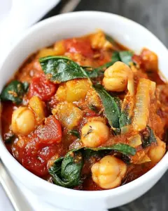 One Pot Coconut Chickpea Curry