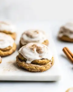 Pumpkin Cinnamon Roll Cookies