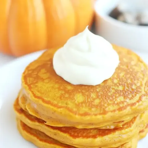 Skinny Pumpkin Pancakes