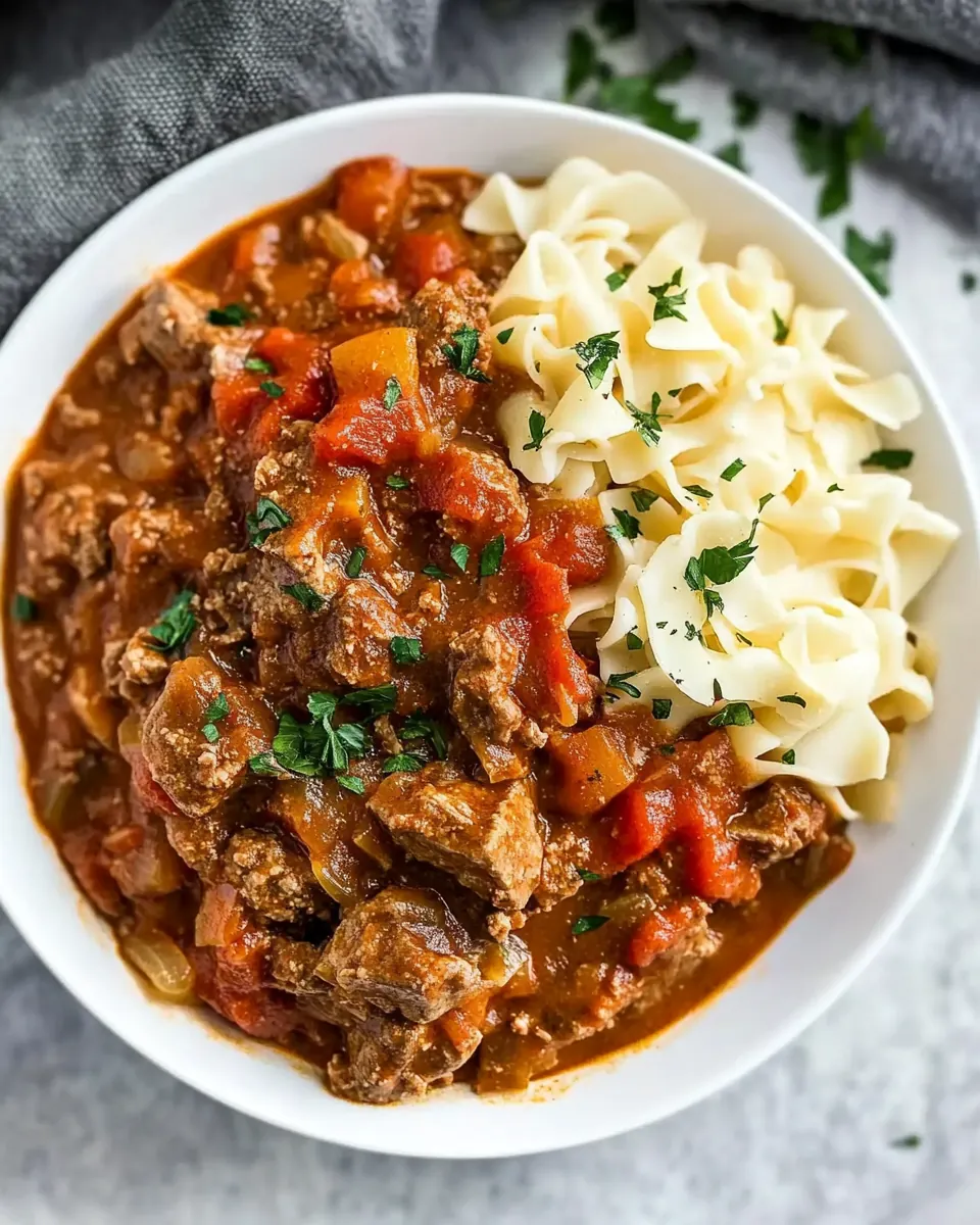 Slow Cooker Hungarian Goulash