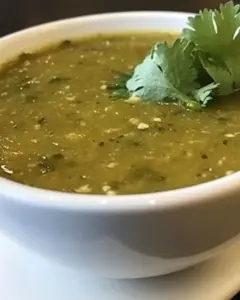 Slow Cooker Salsa Verde Soup